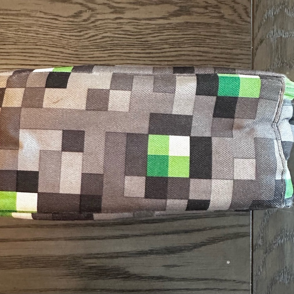 🔥Minecraft Themed Lunchbox - Picture 2 of 9